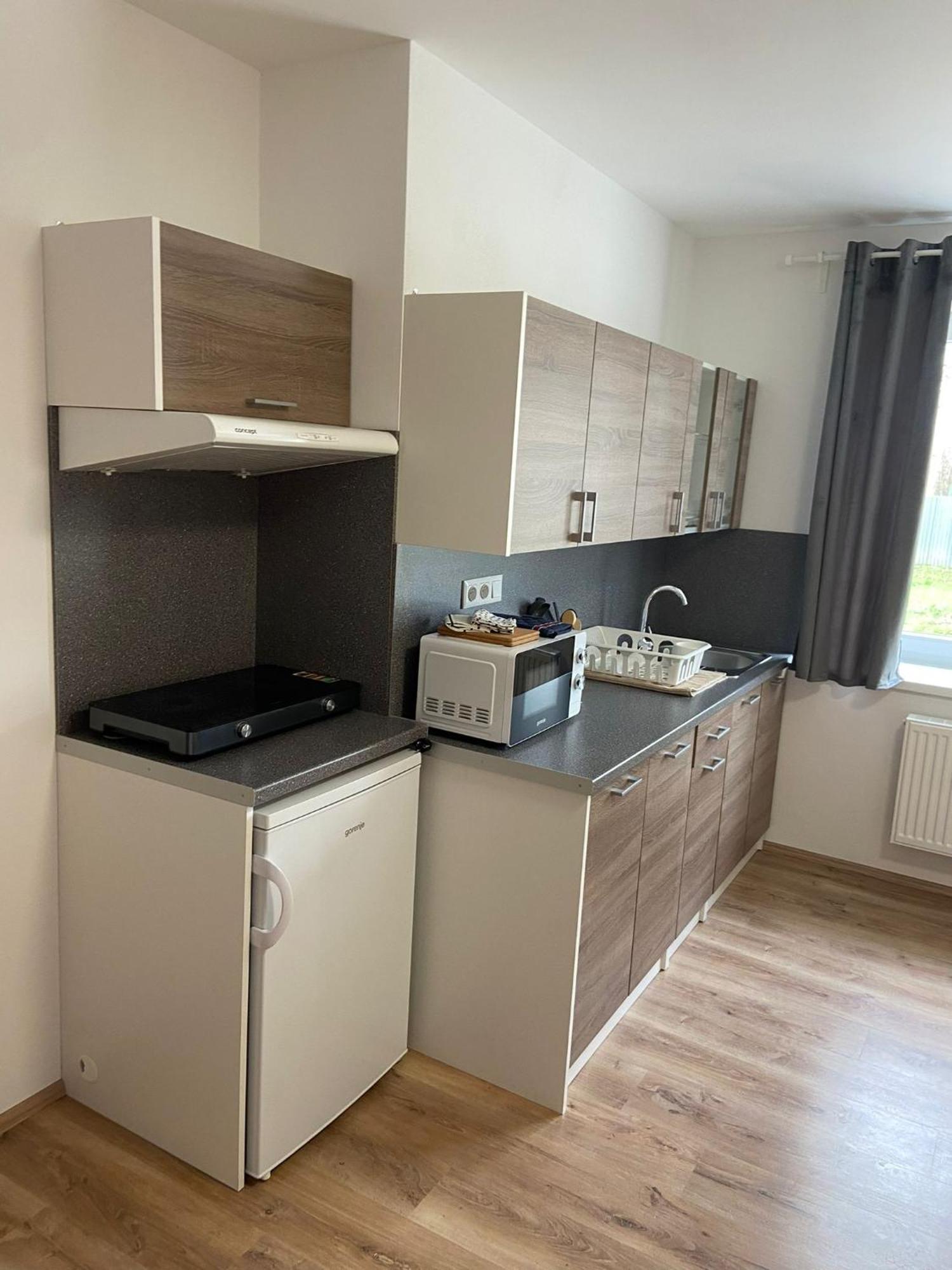 Tvm Ostrava 1 Apartment ภายนอก รูปภาพ