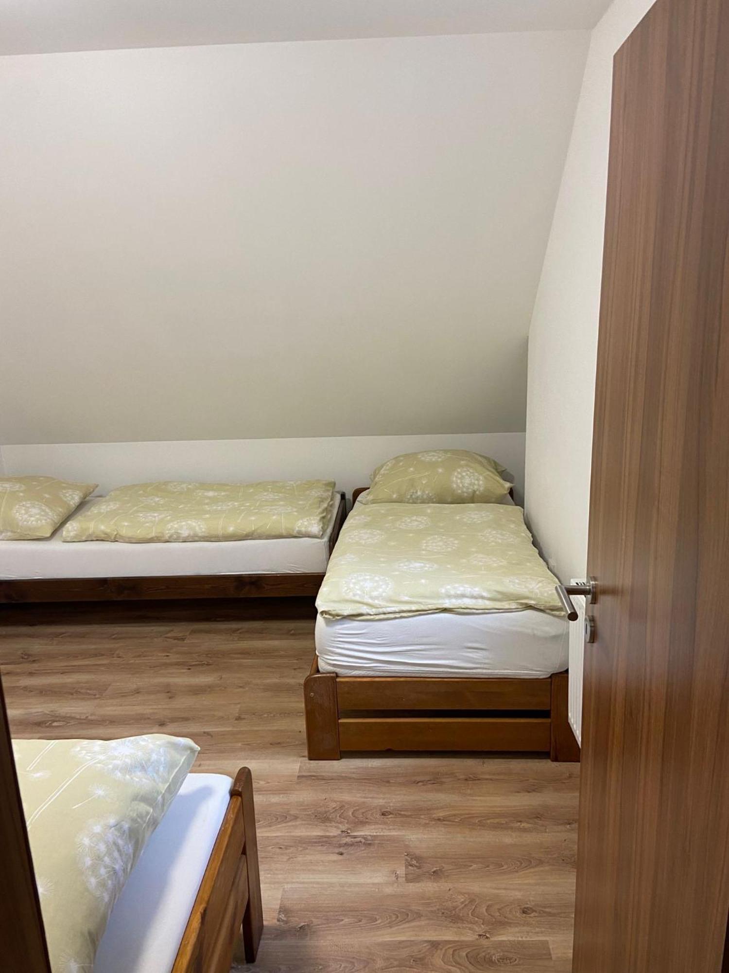 Tvm Ostrava 1 Apartment ภายนอก รูปภาพ